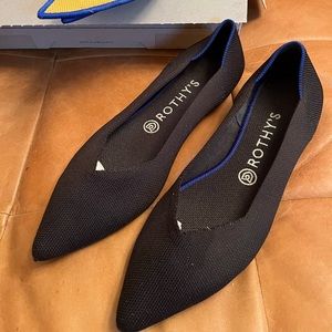 Rothy’s 9.5 black pointed toe